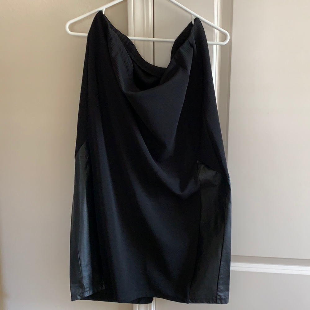Black stretchy below knee pencil w faux leather